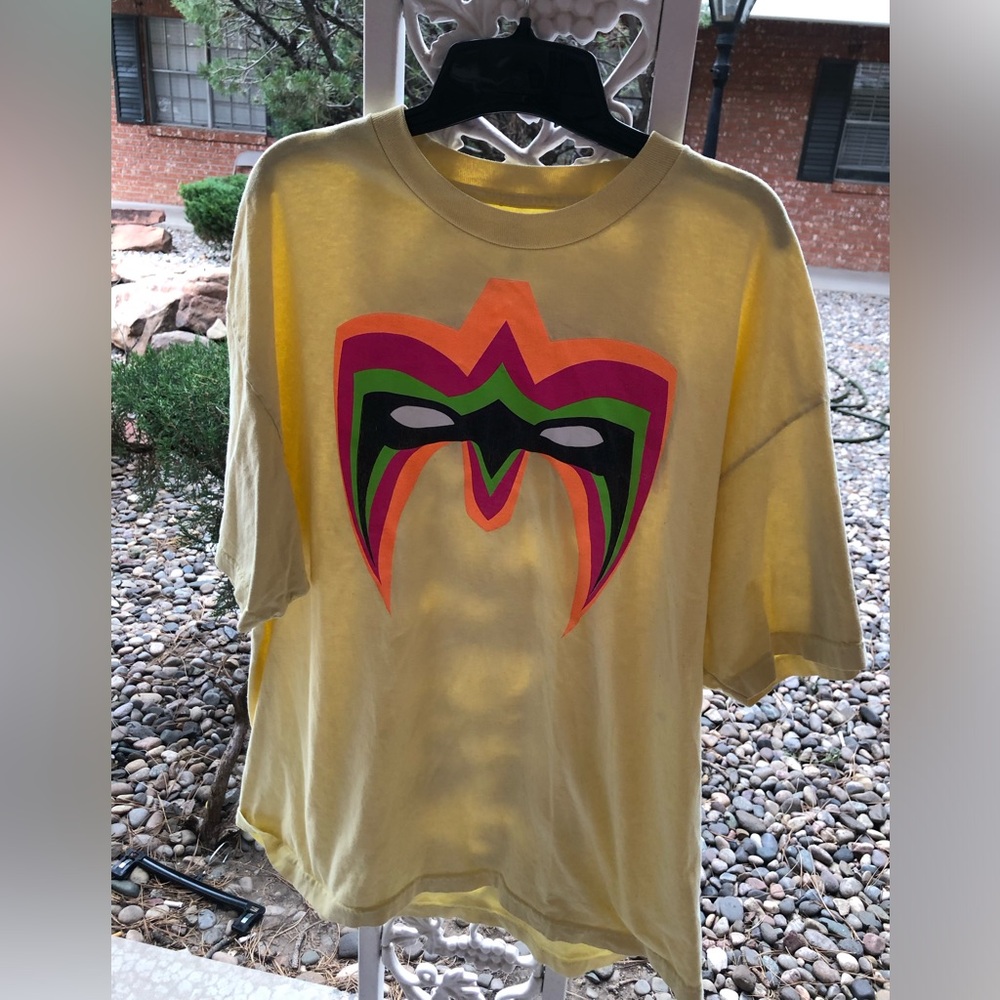Limited Edition 2023 WWE WWF T-Shirt